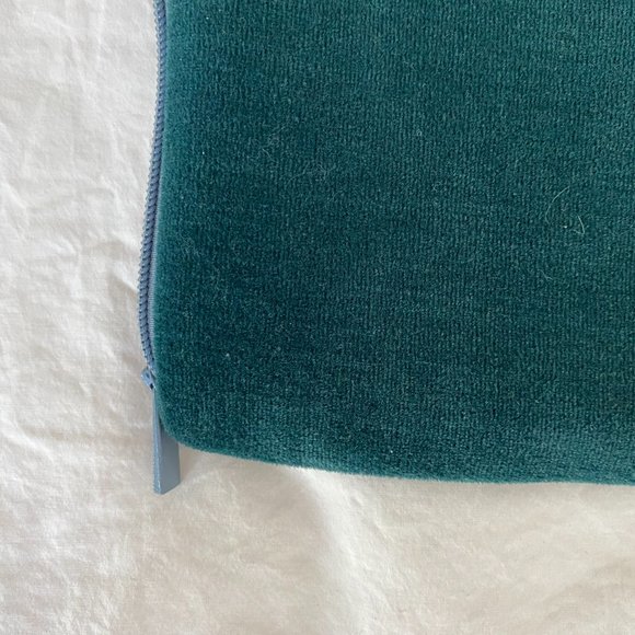 Unique Green Velvet iPad Case - Picture 4 of 4